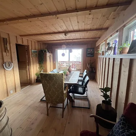 Apartment House In The Center Of Lom!nice And Large Outdoor Area! *